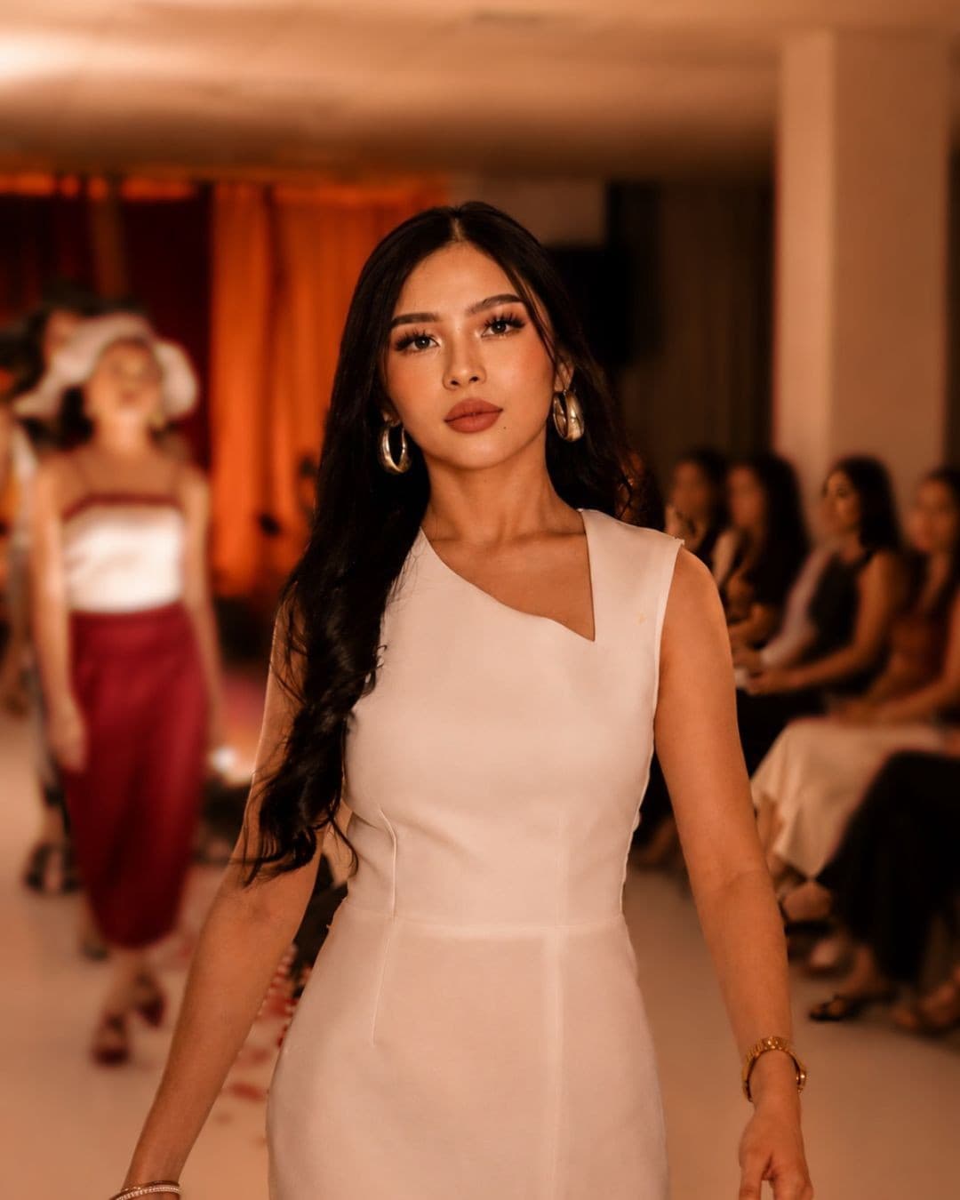 Look 2 on the runway — The Transformation